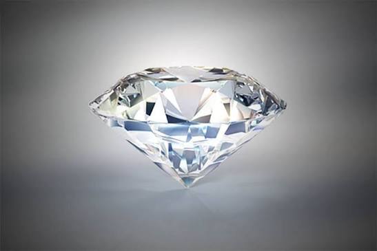 Diamanten als Wertanlage verstehen und die richtigen Edelsteine auswählen